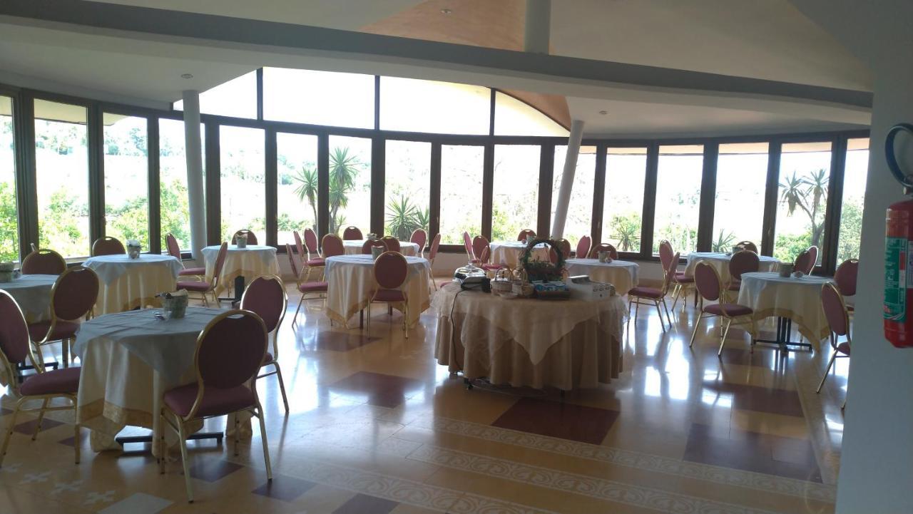 Tk Hotel - Ex Ares San Giovanni La Punta Eksteriør billede
